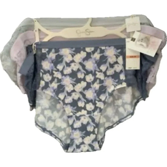 Jessica Simpson +3X Logo Winter Melody Lace Accent Figure Hipster Panties-3 Pk - Picture 2 of 4